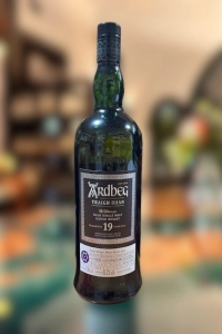 Ardbeg Traigh Bhan, 19 Years, Islay Single Malt Scotch Whisky (700 ml)