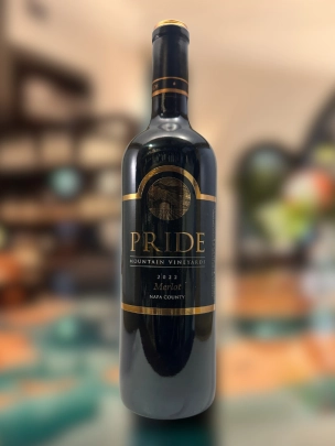 Pride Mountain, Merlot, Napa County, Californai, 2022 (750ml)