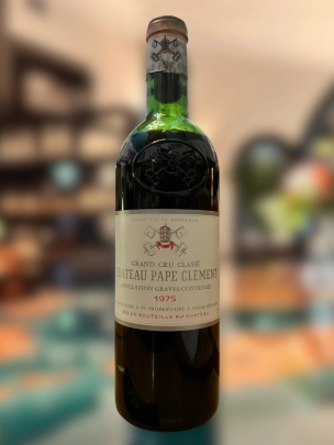 Château Pape Clement, Pessac-Leognan, Bordeaux, 1975 (750ml)
