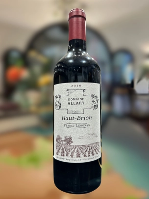 Domaine Allary Haut Brion, Pessac-Léognan, Bordeaux 2010 (750ml)